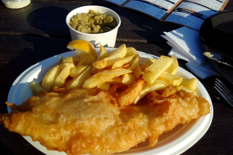 Fish & chips + mushy peas